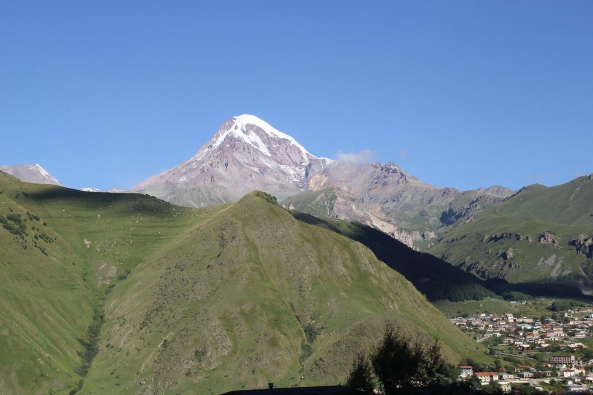 Melodia Kazbegi Hotell Eksteriør bilde
